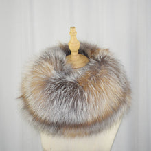 Load image into Gallery viewer, Hot to Trot Shawl (100% Real Fox Fur)
