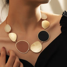 Load image into Gallery viewer, Vintage Exaggerated Round Pendant Choker Necklaces
